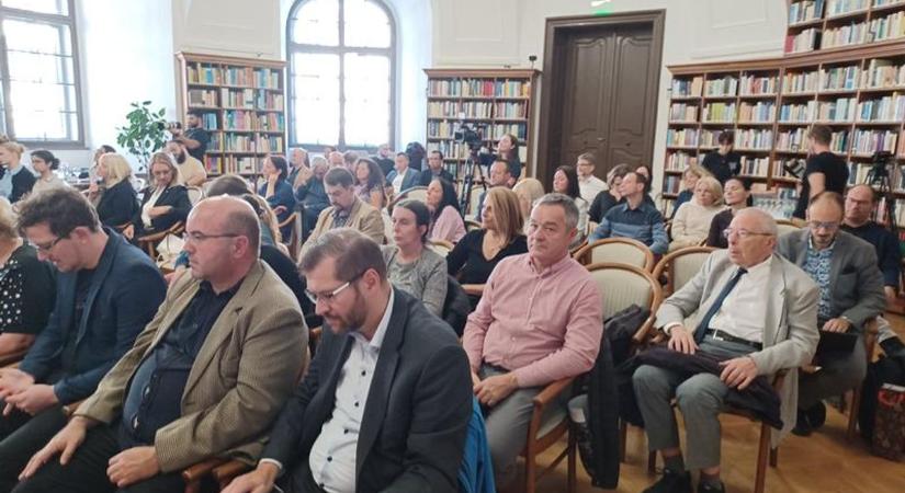 Az egyetemisták harmada az első év után otthagyja a szakját