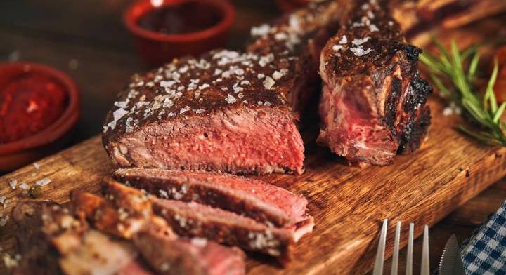 Kívül kérges, belül szaftos - Így lesz tökéletes a steak, ha odafigyelsz pár szabályra