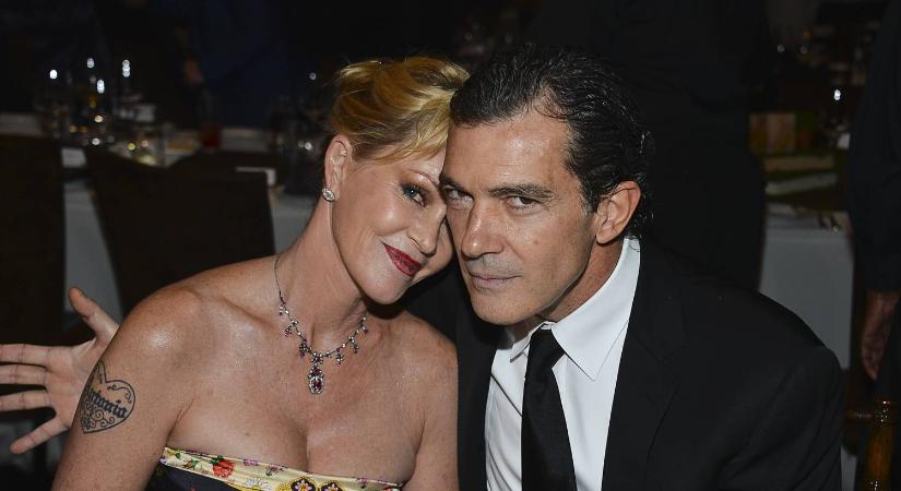 Antonio Banderas lánya fényűző spanyol esküvőn ment hozzá fiatalkori szerelméhez