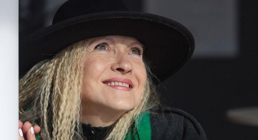 „A plafonon fogok szaxofonozni” – A Király visszatér? Marcellina koncertjén Zámbó Jimmy is fel fog tűnni!