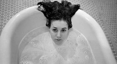 A fotós, aki 50 évvel a #MeToo előtt megmutatta a marginalizált nőket – Mary Ellen Mark a Mai Manó Házban