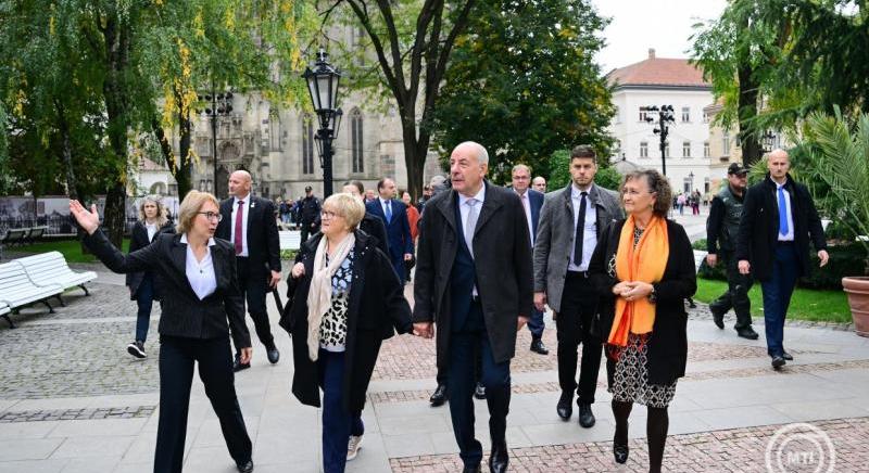 Kassára látogatott Sulyok Tamás államfő
