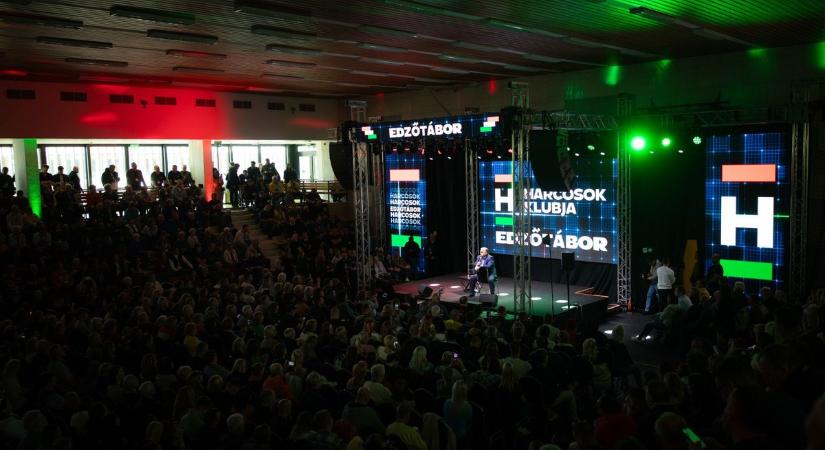 Rengetegen vettek részt a zánkai Harcosok klubja edzőtáborban