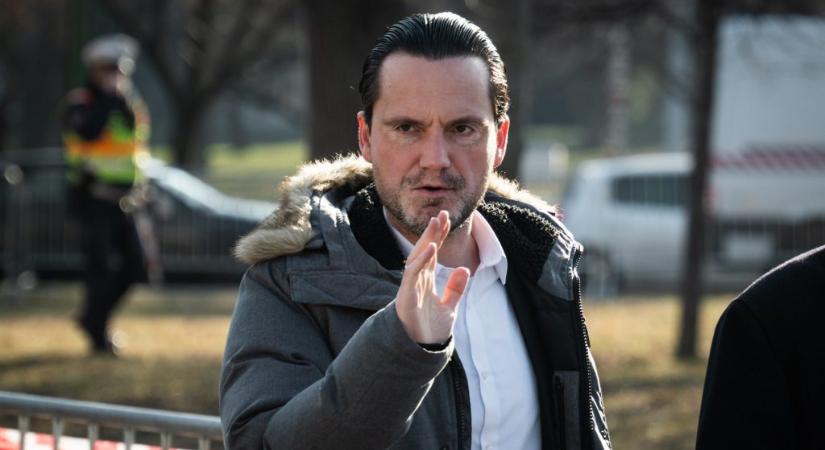 Megalakult Havasi Bertalan digitális polgári köre, Az Alaptörvény Barátai