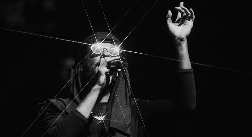 Tripla teltház, dupla album - Azahriah két lemezt adott ki a hétvégén (VIDEÓ)