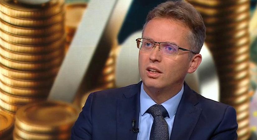 Hankó Balázs: A kormány számára ideológiai kérdés, hogy nem odaadják, hanem otthagyják a családoknál a támogatásokat