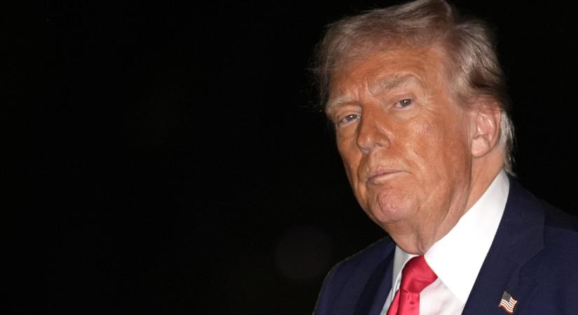 Merénylettől tartva kellett gyorsan a "repülőre varázsolni" Donald Trumpot – fotó