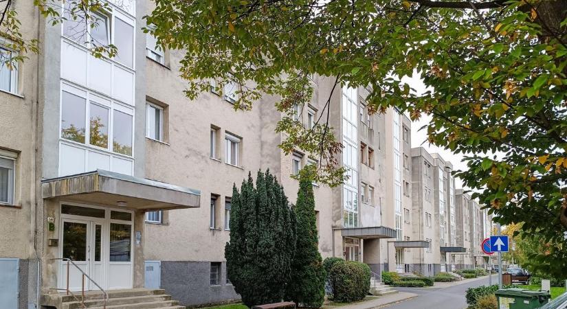 Hihetetlen, évtizedeken át csak névleg létezett ez a vasi társasház!