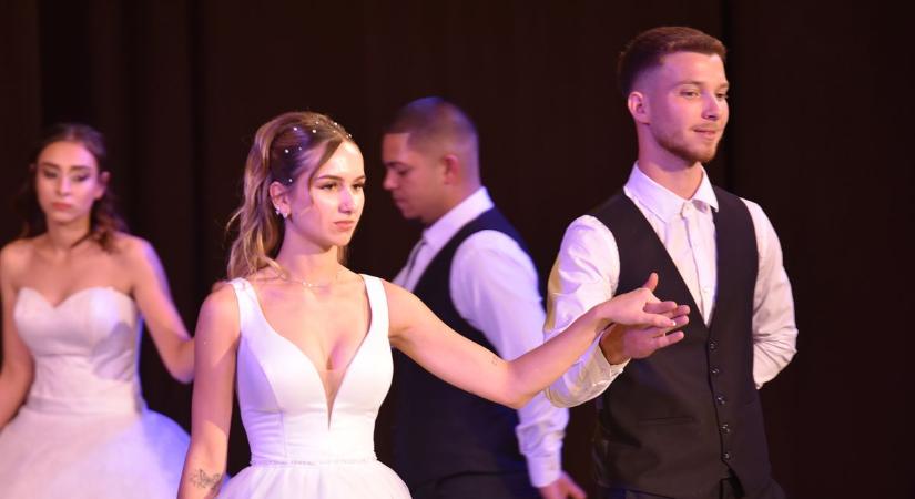 A felnőtté válás ünnepe: megható szalagavató a záhonyi Kandóban (fotókkal!)