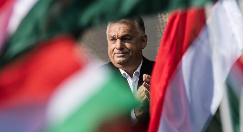 Orbán október 23-ról: Lesz egy Békemenet és egy „brüsszeli háborús menet”