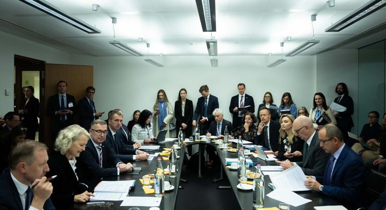Szijjártó Péter nekiment az EU-nak: Ez veszélybe sodorná Magyarországot