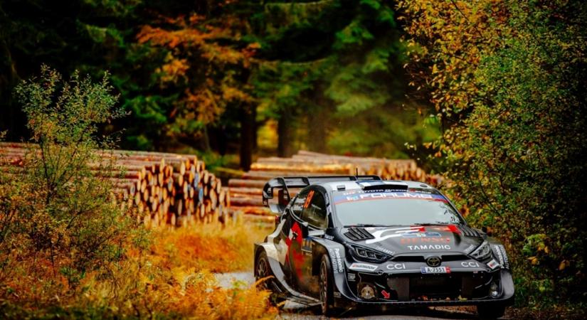 Egy újabb kettős győzelemmel ismét világbajnok a Toyota a WRC-ben
