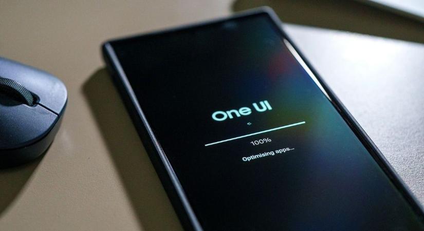 Milliókat érint a döntés: a Samsung négy készüléket végleg elenged!