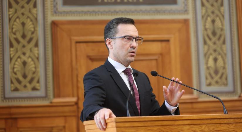 Fábián Adrián professzor lehet a PTE új rektora