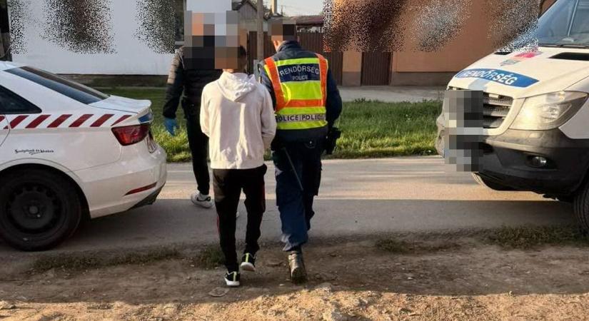 Otthonában fogadta a vásárlókat a karcagi díler, a rendőrök véget vetettek az üzletének