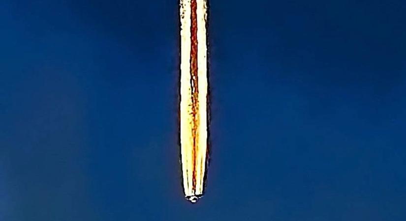 Naponta egy-két Starlink műhold robban le az űrből - Mosonmagyaróvári olvasónk égi felvétele