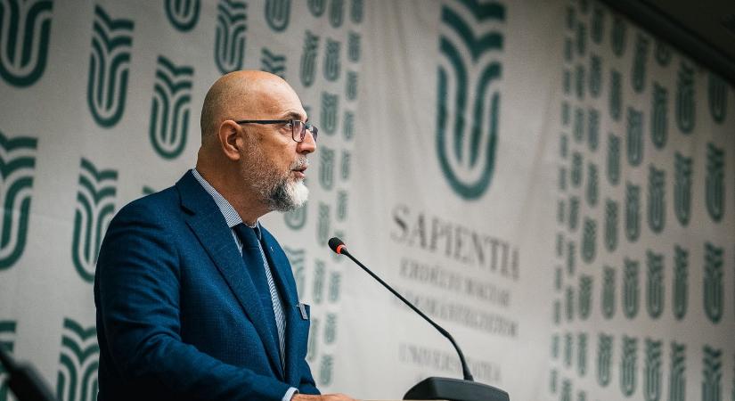 Kelemen Hunor: érthetetlen az alkotmánybíróság döntése a különnyugdíjakról – „Újra kell indítania az eljárást!”