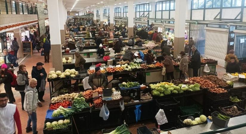 Új helyre költözhet a székesfehérvári piac