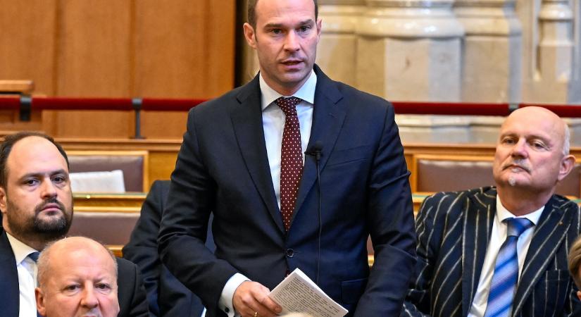 Hollik István: A Tisza Párt temus nemzeti konzultációt indított