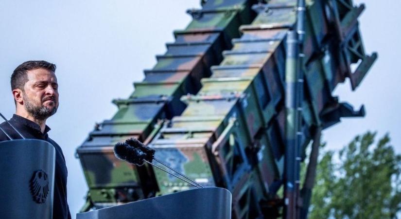 Ukrajna huszonöt Patriot rendszert vásárolna, a vételárat befagyasztott orosz vagyonból fizetnék