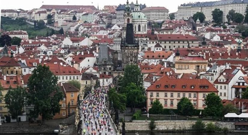 A cseheknek elegük lett: Prágában végre betiltják az elektromos rollert