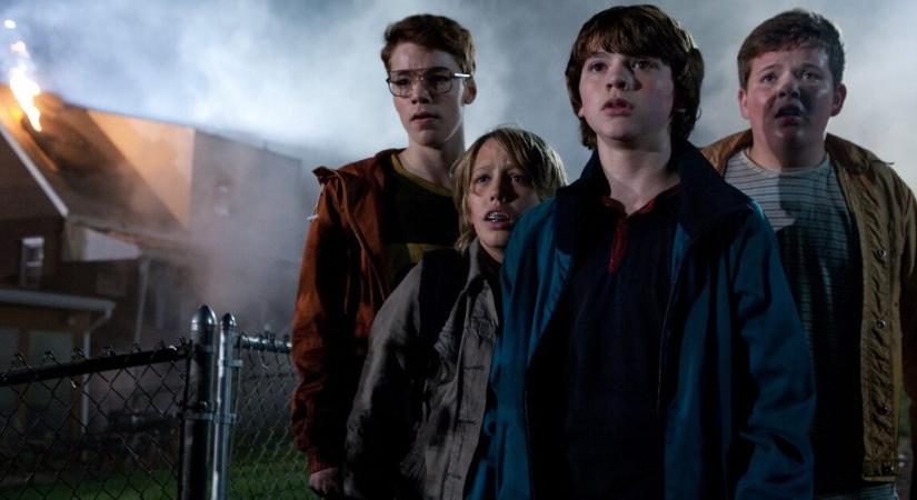 Ha a Stranger Things rajongója vagy, ez a sci-fi lehet az új kedvenced