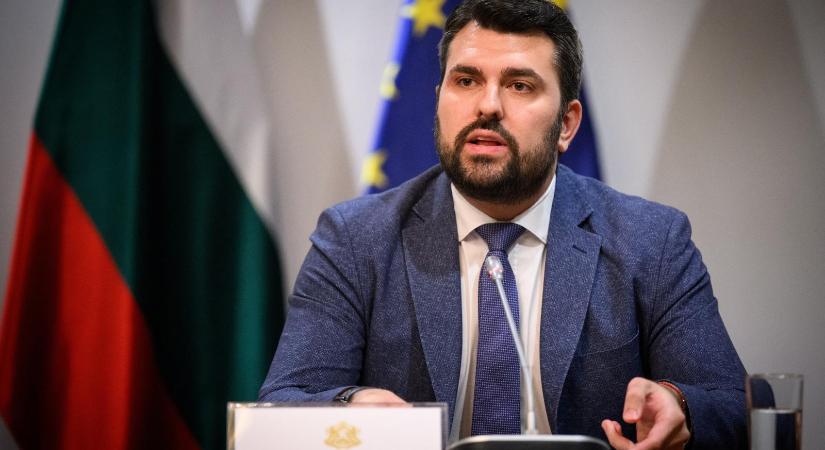 Bulgária engedné Vlagyimir Putyinnak, hogy a légterén keresztül repüljön Magyarországra