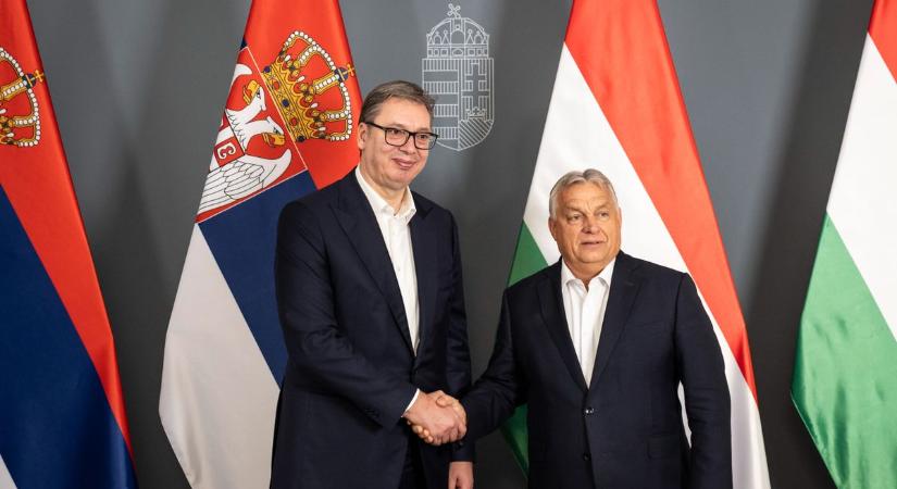 Megszólalt magyarul a szerb elnök: egy meghívást intézett a szabadságszerető emberekhez (VIDEÓ)