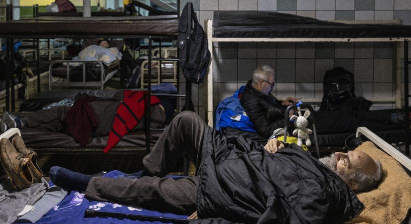 „Ha nálunk van, még mindig jobb, mintha az utcán lenne katéterrel”
