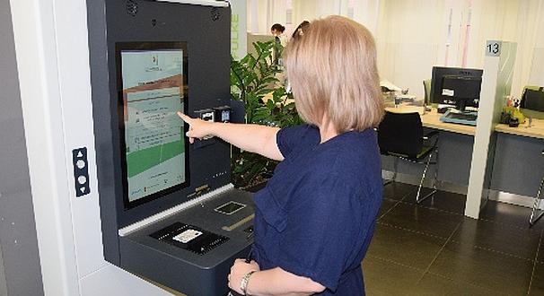 A csongrád-csanádi kormányhivatalokban sehol nem működnek a 2,6 milliárdos önkiszolgáló pontok