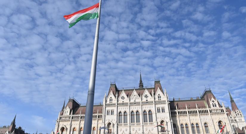 Figyelem, autósok! Több napig tartó forgalomkorlátozások kezdődnek, ezeket az útvonalakat érdemes elkerülni