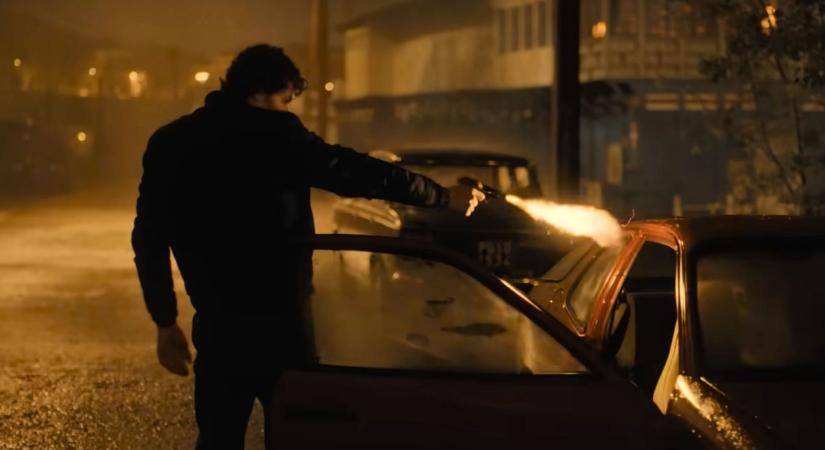 Hamarosan a Netflixen: Erre a kemény krimire érdemes lesz odafigyelni, előzetest kapott az Egy hamisító élete