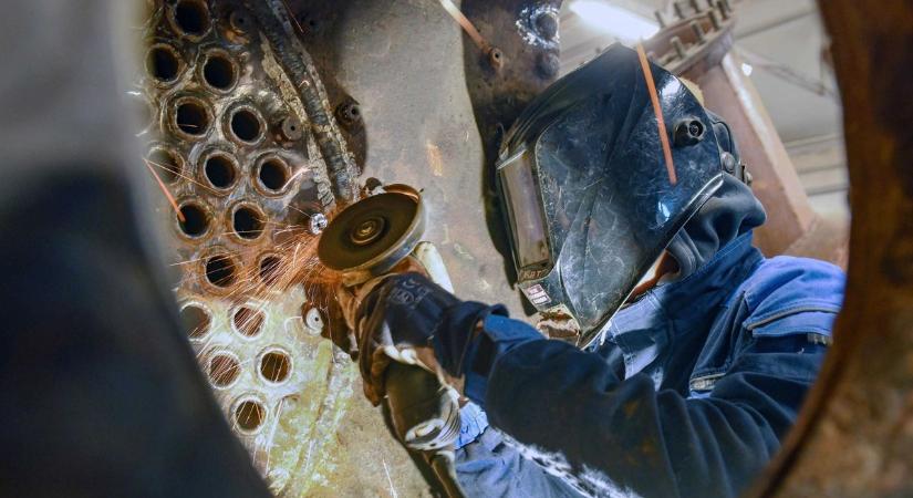 Akkora a roham a kedvezményes hitelekre, hogy forródrótot hozott létre a kormány