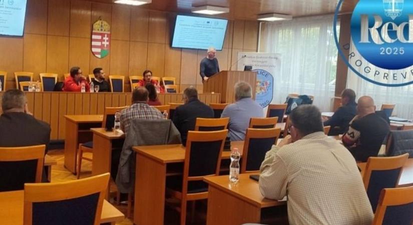 Fiatalok, figyelem! Ismerjétek fel a veszélyt, cselekedjetek megelőzően