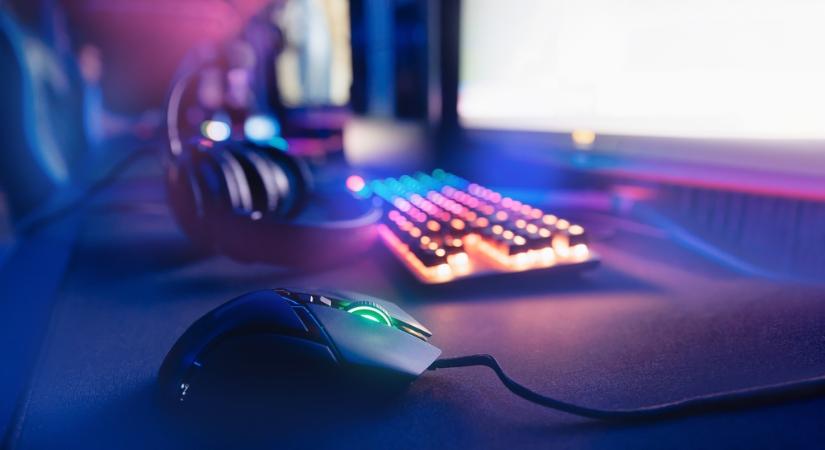 A gamer-egér, ami lehallgatja a beszélgetéseket  Videó!