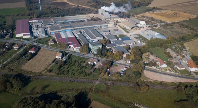 Kivéreztette a kormány, bezárja utolsó gyárát is a Zalakerámia, száz év után megszűnik Magyarországon a csempegyártás