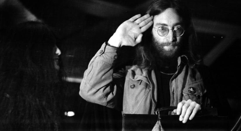 Megszólalt John Lennon gyilkosa, aki évtizedek óta ül börtönben