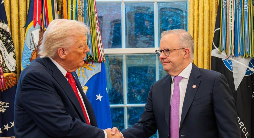Trump az ausztrálokkal együtt vitt be ütést Kínának