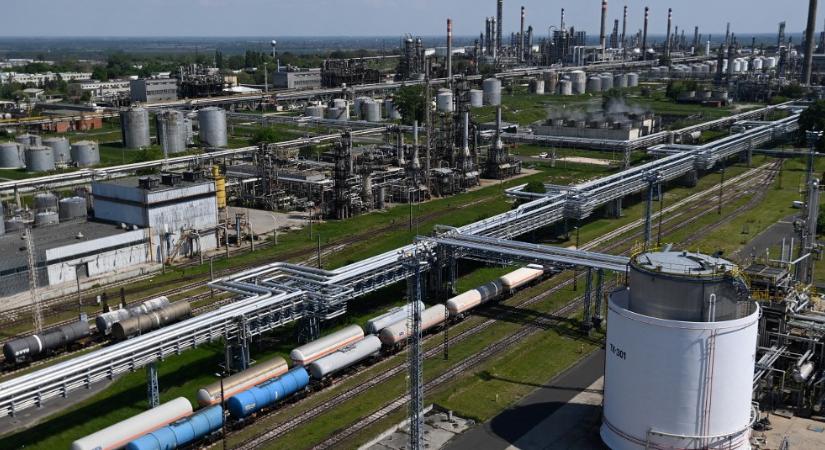 Rendkívüli sajtótájékoztatót tartott a MOL, ez a helyzet most a finomítóban