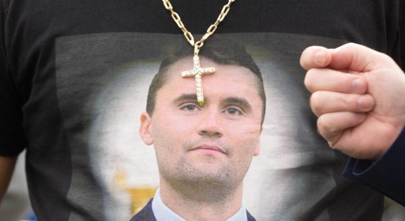 Charlie Kirk halála óta jóval több Bibliát vettek az amerikaiak