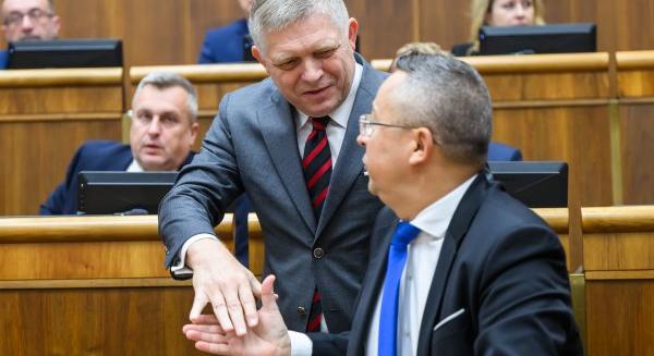 A parlament elfogadta a jövő évi költségvetést