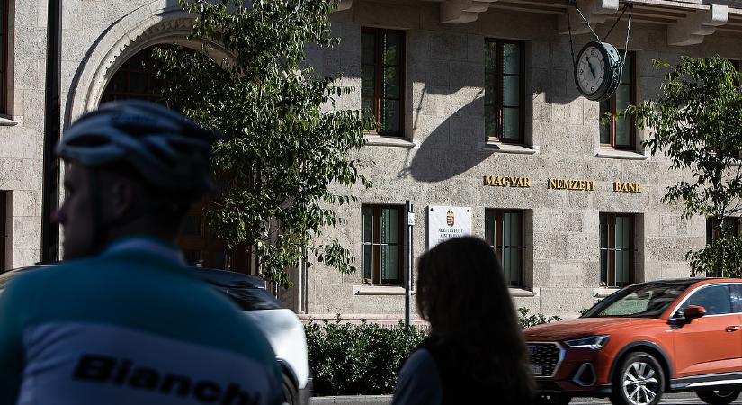 Mindenki erre várt: megérkezett Varga Mihályék döntése