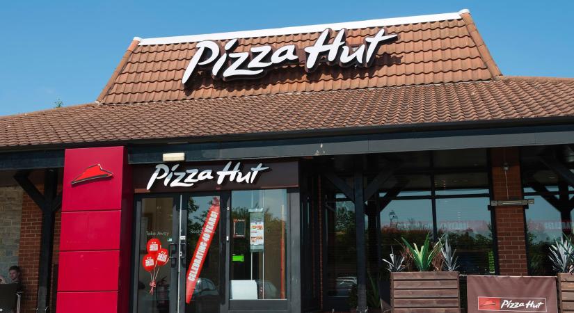 Csődhullám rázta meg a Pizza Hut brit hálózatát – 68 étterem zár be, Magyarországon stabil a növekedés