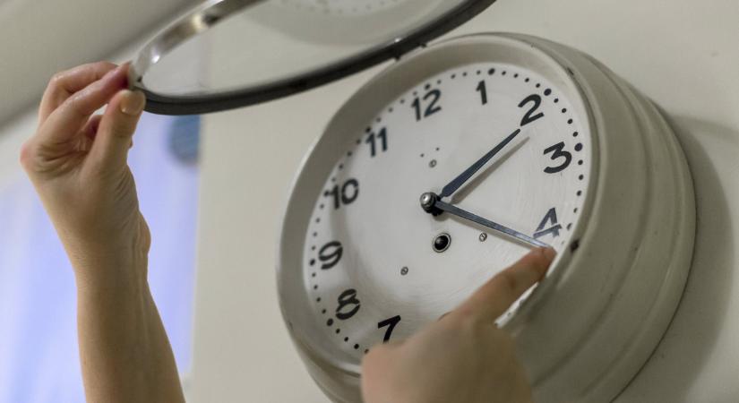 Egy tagállam újra nekilendül az óraátállítás uniós eltörlésének