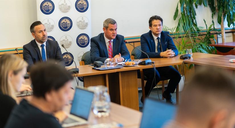 Takács Péter: Hamarosan bővülnek a háziorvosi hatáskörök