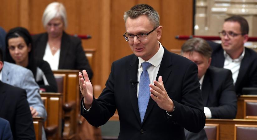 Rétvári Bence: Rendkívüli felelőtlenség az oltásellenesség