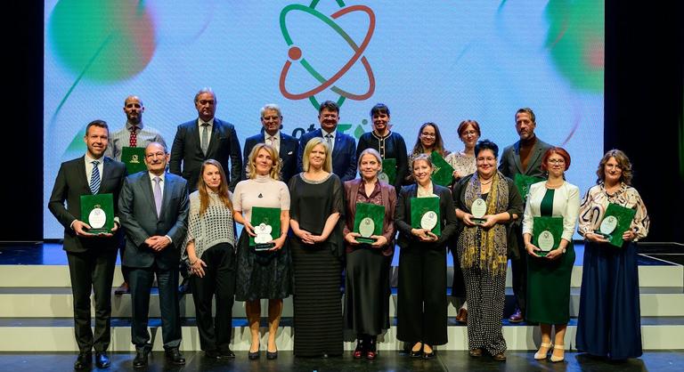 Tanulás újratöltve – rekordszámú innovációval formálják a jövő oktatását