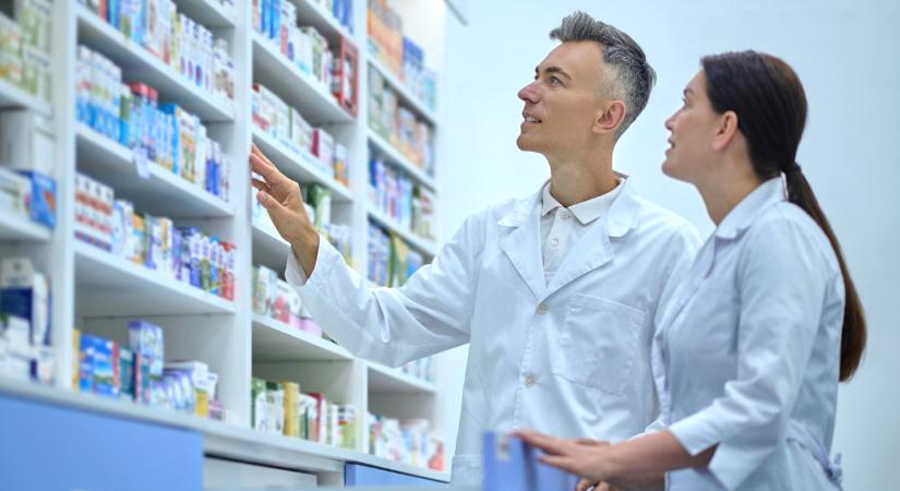 Ki mivel foglalkozik a patikában?