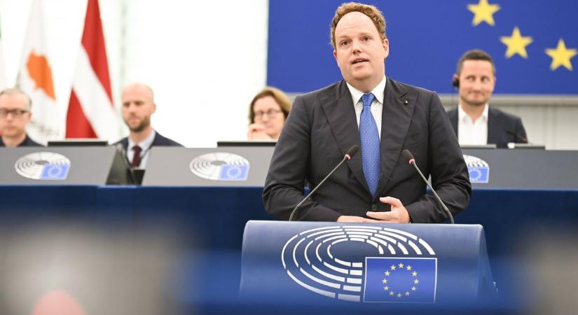 Üzent a brüsszeli bürokratáknak az EP-képviselő: Nem engedünk az egyhangúságból! (VIDEÓ)