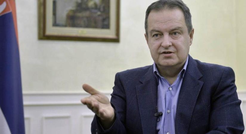 Akadémiai Plénum: Dačić eltereli a figyelmet a saját felelősségéről